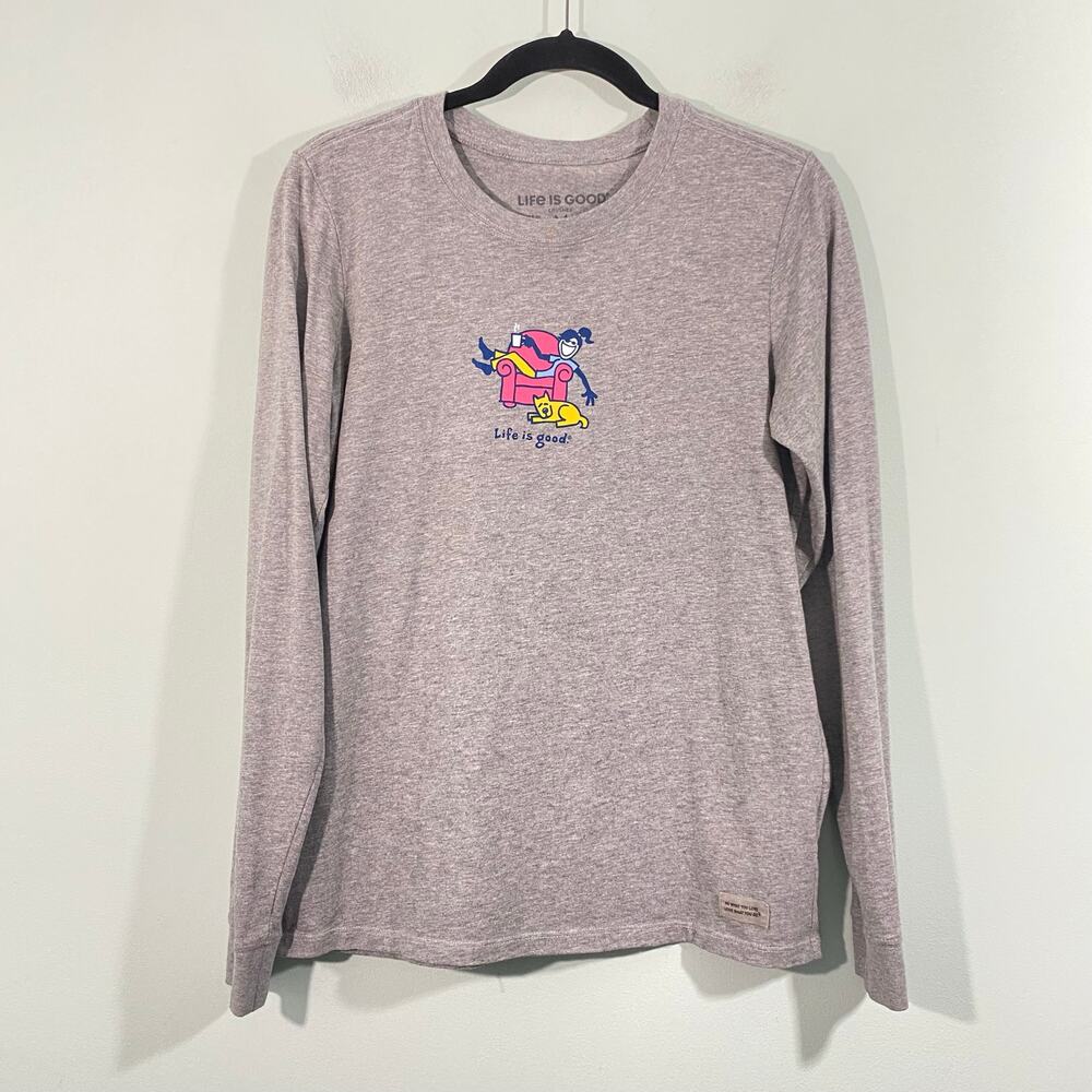 Life Is Good Women Grey Relaxing On Couch With Dog L/S Crusher Tee Size M